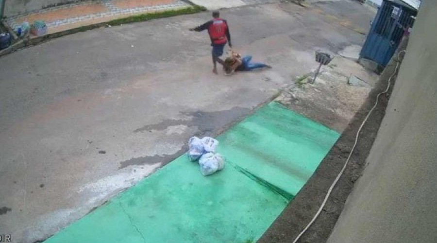 Assaltante arrasta mulher por metros durante roubo em Samambaia Norte