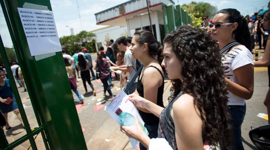 Termina hoje prazo para solicitar isenção da inscrição no Enem 2018