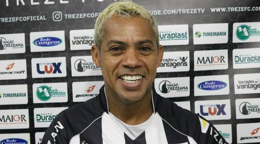 Jogador Marcelinho Paraíba é internado com suspeita de AVC