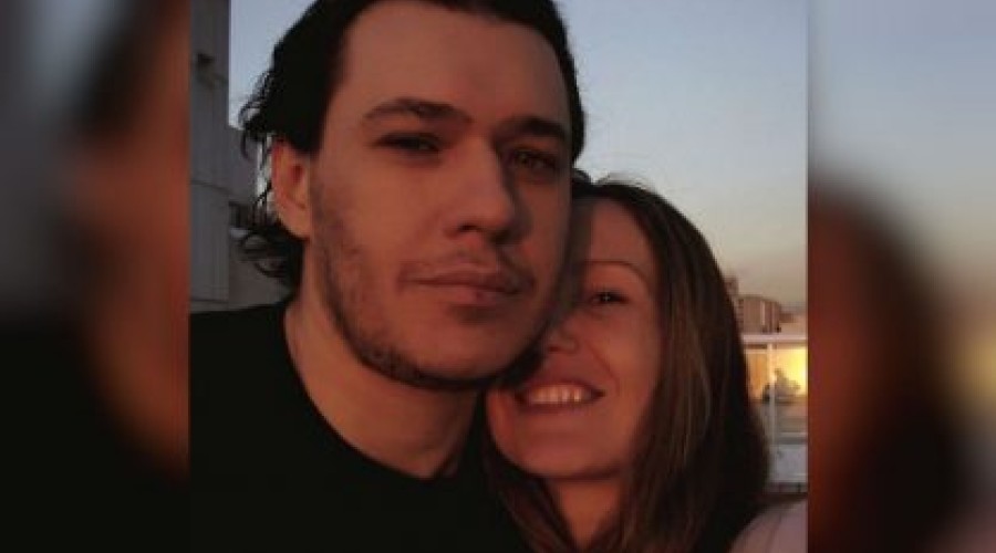 Nos cinco anos da morte de Chorão, fãs prestam homenagens