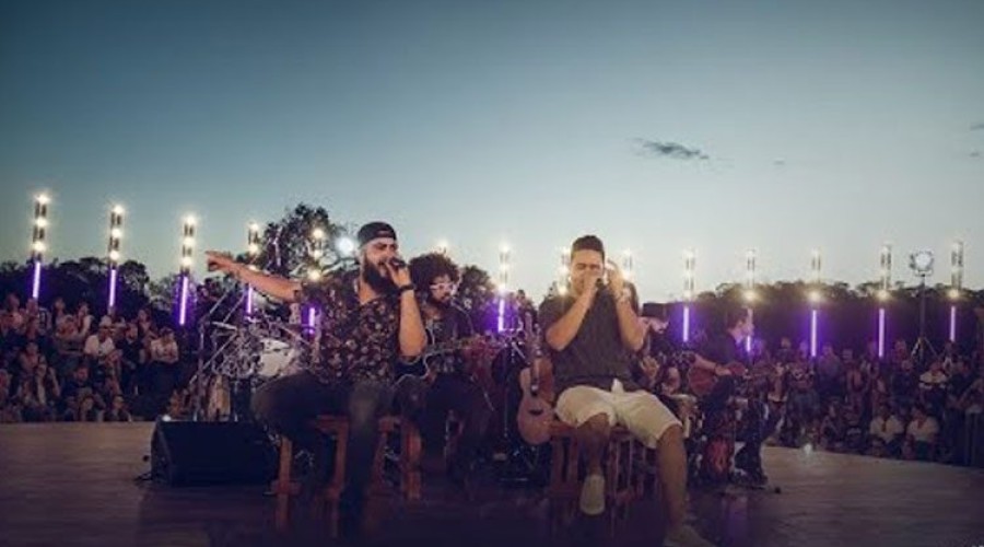 Henrique E Juliano Lançam O Clipe De “Eu E A Saudade”