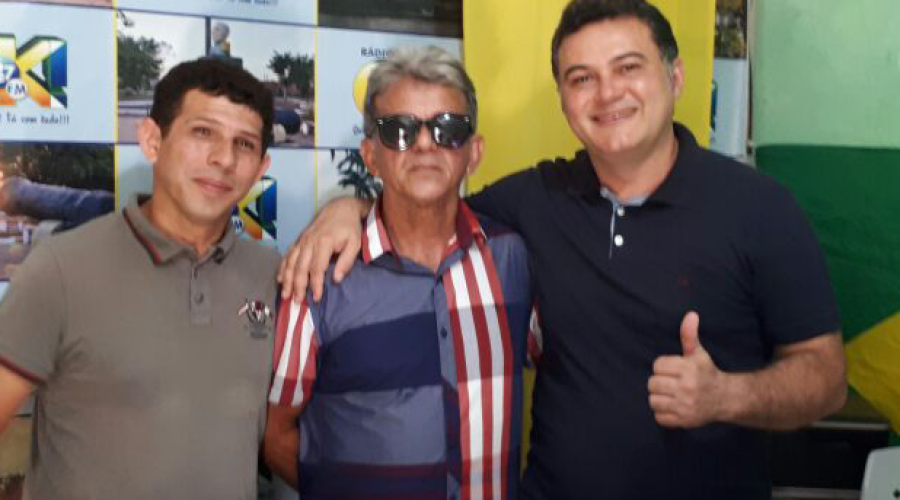 CAXIAS- Vereador Robson RIOS, visitou a Rádio Ok! fm