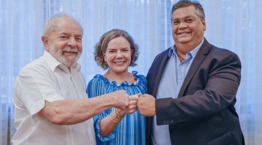 Lula admite candidato de Dino, mas não abre mão do palanque de Weverton