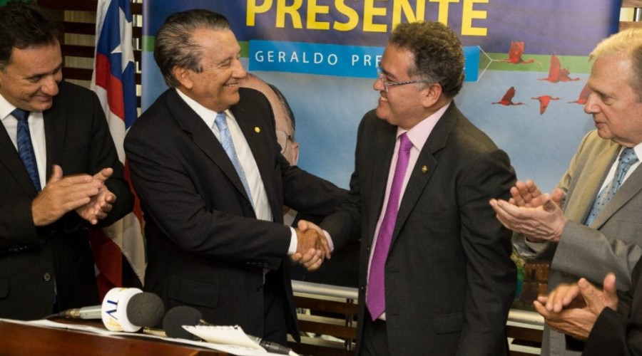PSDB lia Zé Reinaldo e aguarda decisão de Alexandre Almeid