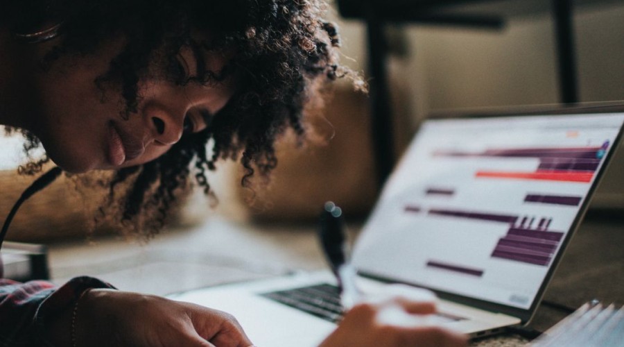 Confira 108 concursos, com 225 mil vagas e salários até R$ 30 mil