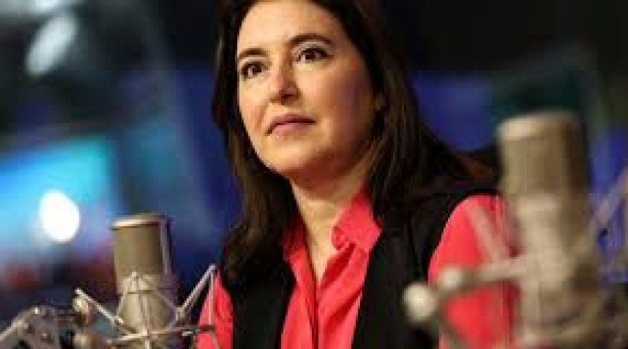 Orçamento: atual modelo de emendas precisa ser repensado, diz ministra