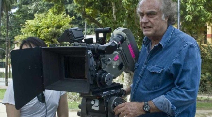 Morre o jornalista e cineasta Arnaldo Jabor aos 81 anos