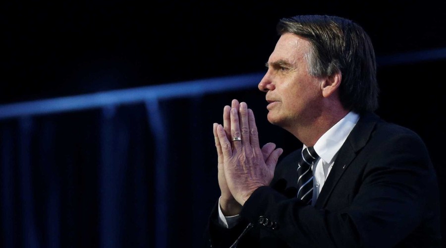 Após nova cirurgia, Jair Bolsonaro passa bem, dizem médicos