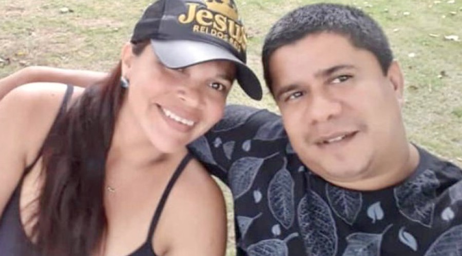 Assista aos Vídeos: Corpo do pastor enterrado no quintal do assassino foi retirado depois da meia noite