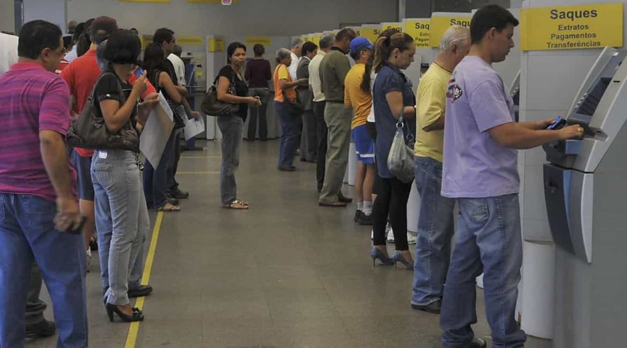 Bancos fecham na segunda e terça-feira de carnaval