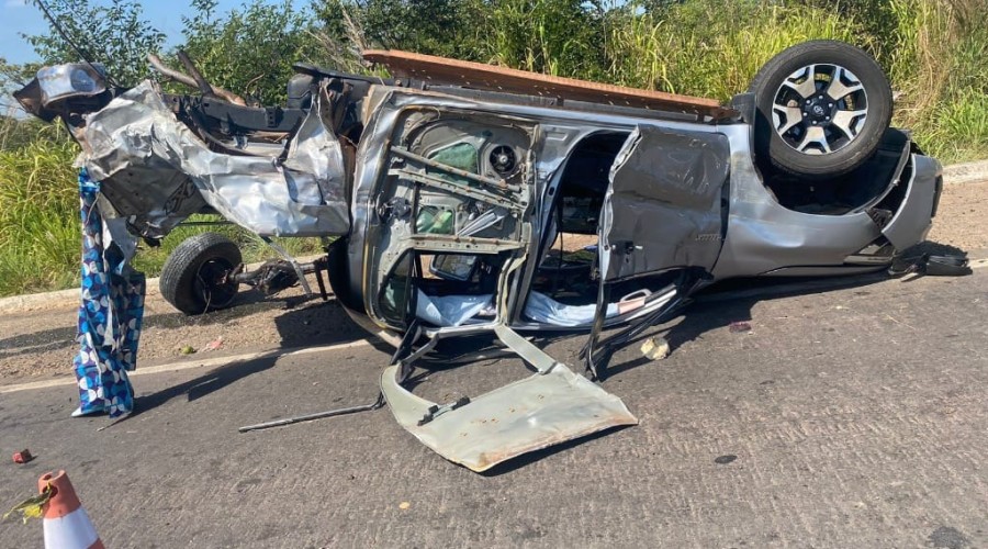 TIMON:Grave acidente deixa uma pessoa ferida, na BR-316