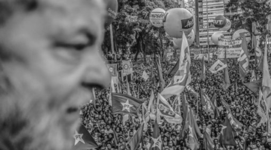 Ministro do TSE diverge e diz que Lula deve ter cobertura da mídia