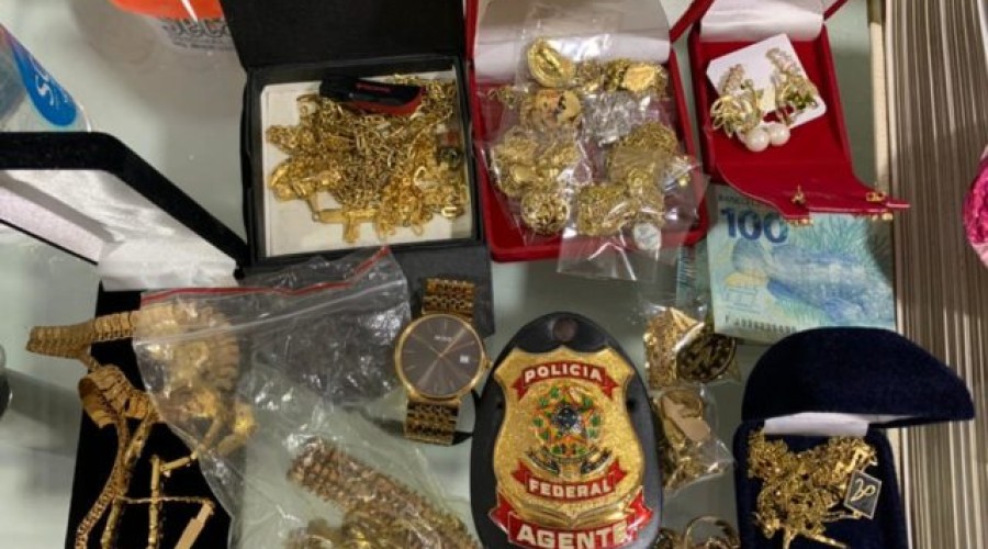 Desvio de dinheiro da Saúde: PF apreende jóias e dinheiro em residências de investigados em São Luís