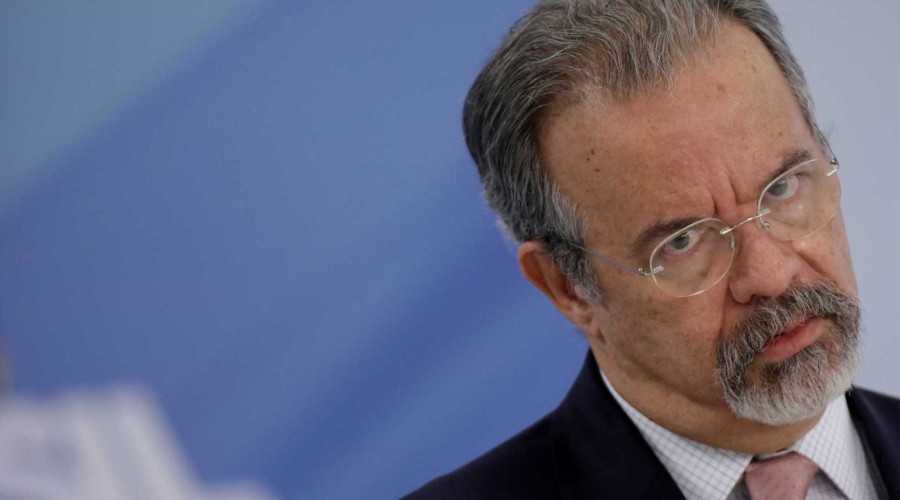 Candidatos terão 25 seguranças; família de Bolsonaro pede proteção