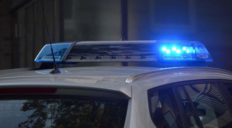 Jovem é morto após culto evangélico em favela da zona norte do Rio