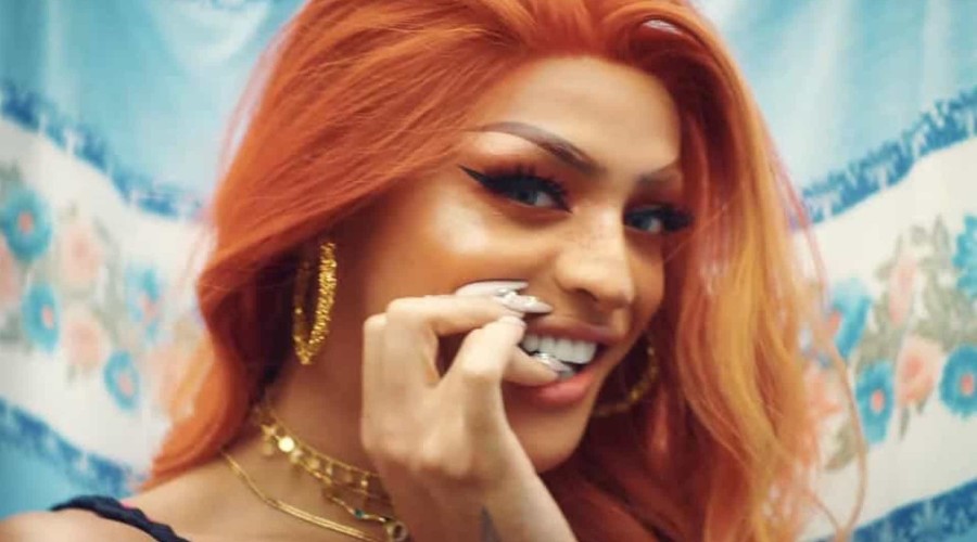 A poucos dias da folia, Pabllo Vittar domina as paradas de Carnaval