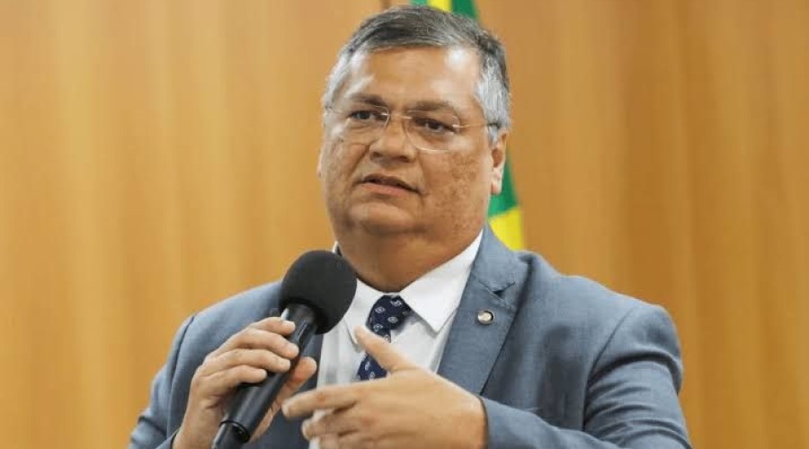 Dino relata ameaças de morte e afirma que não mudará atuação no STF