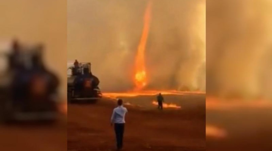 Vídeo: 'Redemoinho de fogo' se forma durante queimada em fazenda