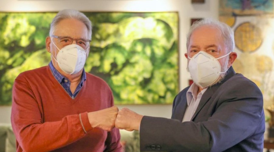 A estratégia de Lula para ter o apoio de FHC e da velha guarda tucana na chapa com Alckmin