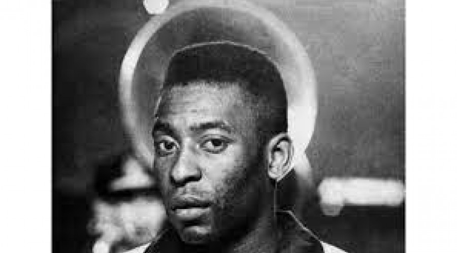 Leia a crônica de Nelson Rodrigues em que Pelé foi chamado de “Rei” pela primeira vez