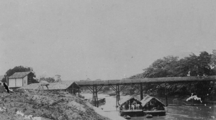 Antiga ponte de madeira - Eziquio Barros