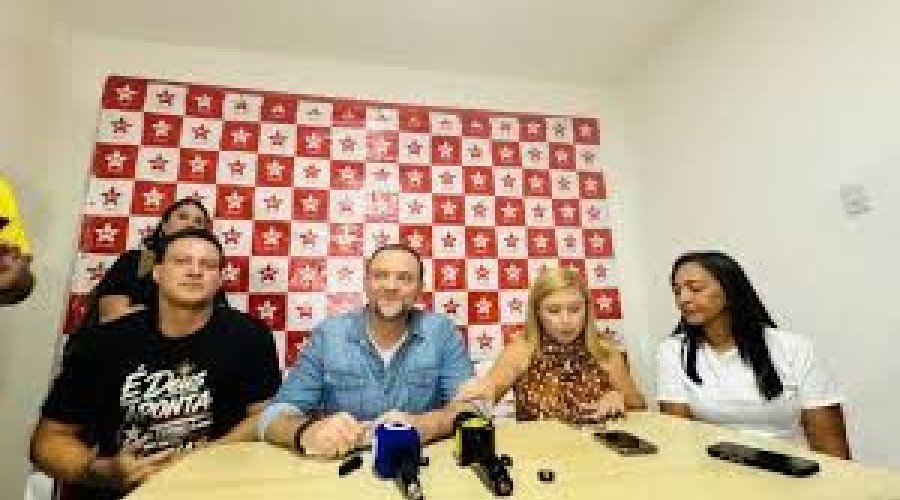 Presidente nacional do PT anuncia que candidatos de Lula no MA são Camarão, Weverton e Eliziane, descarta palanque duplo e ressalta que não há rompimento com Brandão
