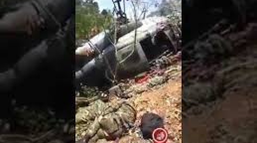Assita ao Vídeo: Gritos, sofrimento, desespero, Helicóptero colombiano derrubado agora a pouco na fronteira com Venezuela e Colombia, e a tensão fica dobrada