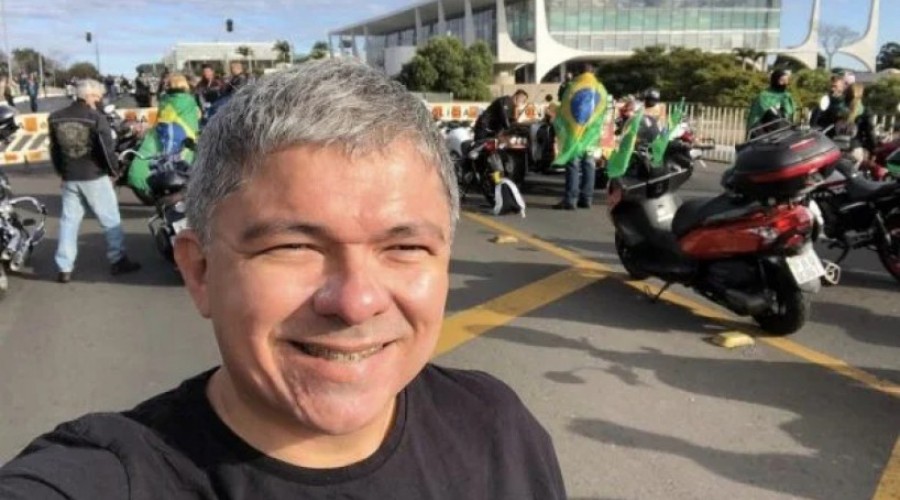 Cearense foragido por atentado à bomba tenta entrar em evento com Lula no