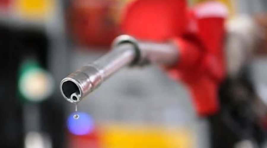 Petrobras anuncia aumento da gasolina e do gás de cozinha