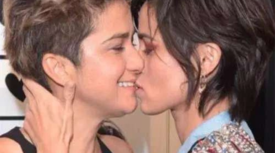 Veja fotos: 13 famosas que assumiram relacionamento com outras mulheres e você não sabia