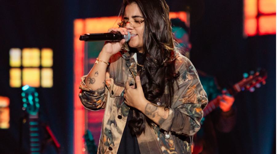 Vídeo: A cantora Yasmin Santos acaba de lançar nas plataformas o Vol. 03 do seu DVD “Eu, Yasmin Santos”