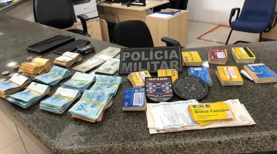 Trio é preso com cartões da Caixa e mais de R$ 20 mil de auxílio emergencial