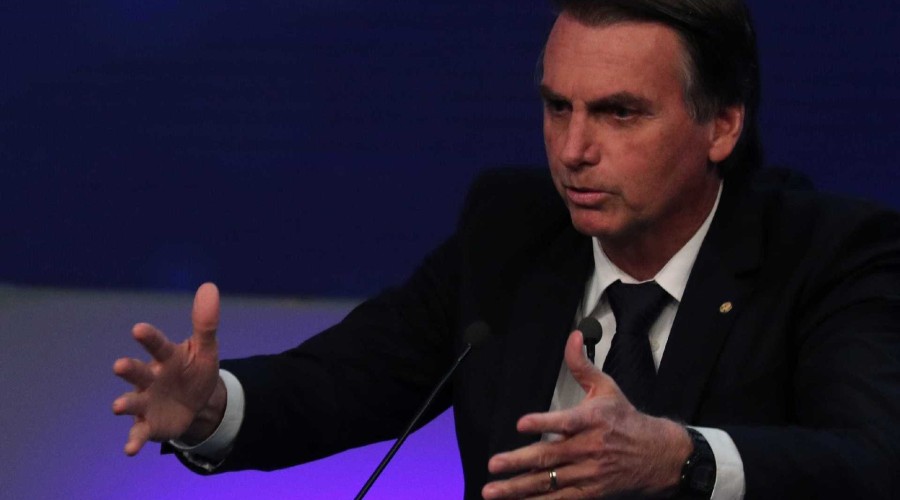Bolsonaro quer isentar IR de quem ganha até 5 salários mínimos