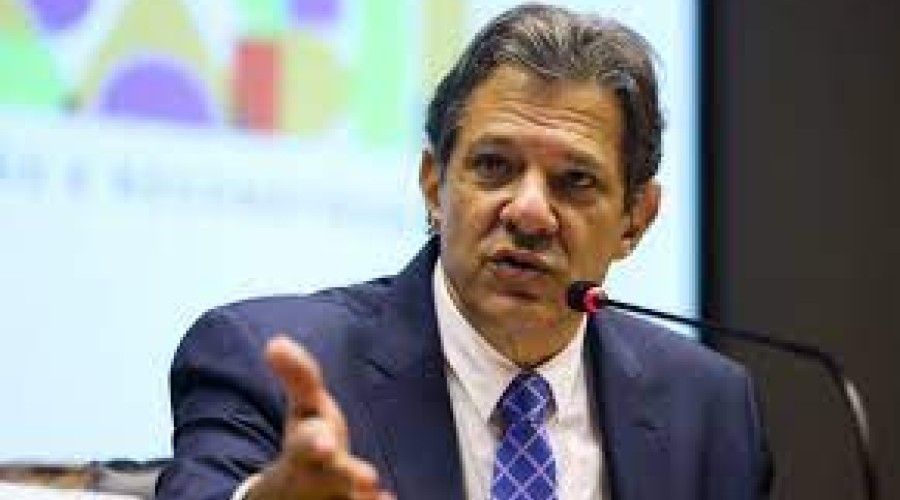 Haddad manda doar itens apreendidos pela Receita ao litoral paulista