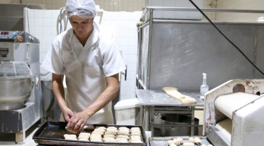 HOJE 16: Dia Mundial do Pão: conheça um pouco da história do produto no Brasil