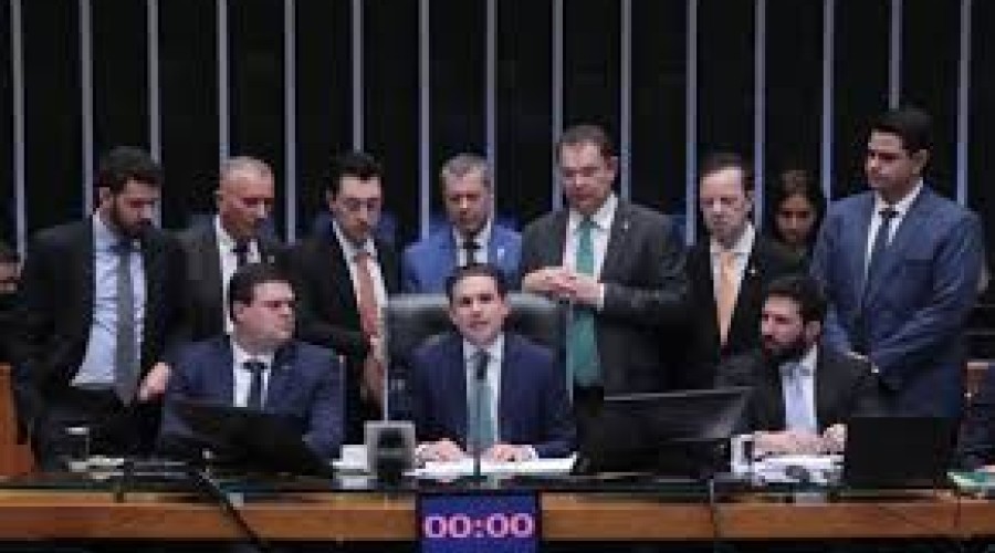 Veja como votaram os deputados do MA no PL da Dosimetria que reduz pena de Bolsonaro