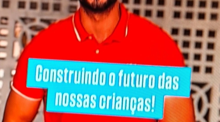 Como um excelente arquiteto, o prefeito Gentil Neto visita as obras de Caxias “in loco” de Caxias…