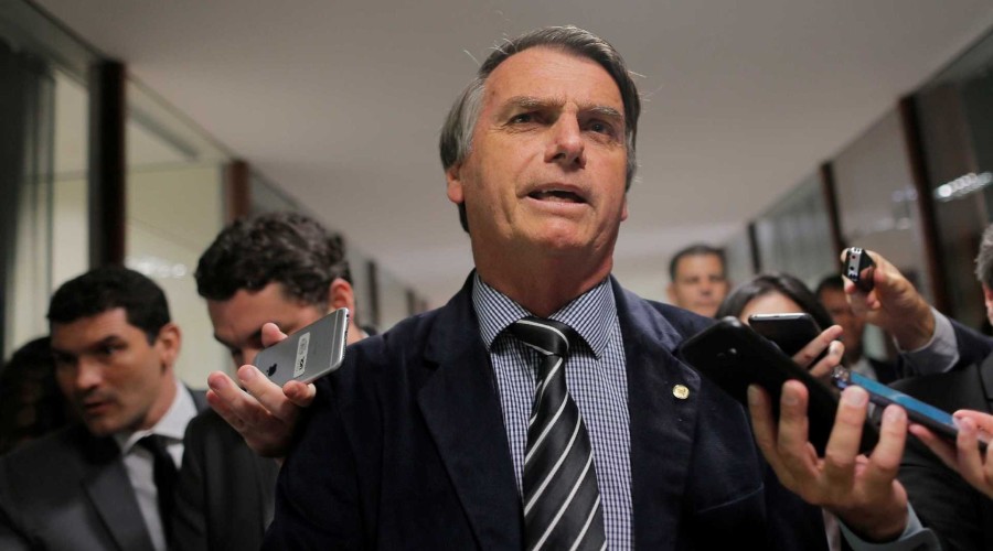 Bolsonaro não se compromete com lista tríplice para indicar PGR