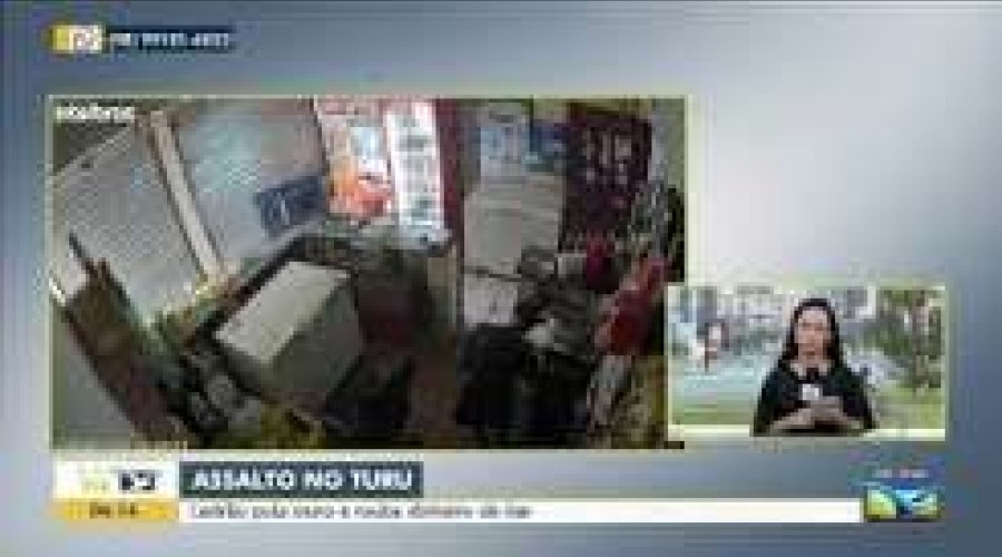 Vídeo: Homem invade bar pelo muro e rouba dinheiro no bairro Turu, em São Luís