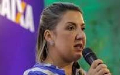 G1 admite que divulgou fake news sobre proposta de Flávio para melhorar o Bolsa Família