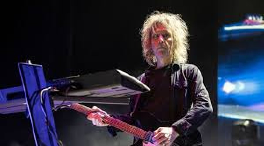 Perry Bamonte, guitarrista e tecladista do The Cure, morre aos 65 anos