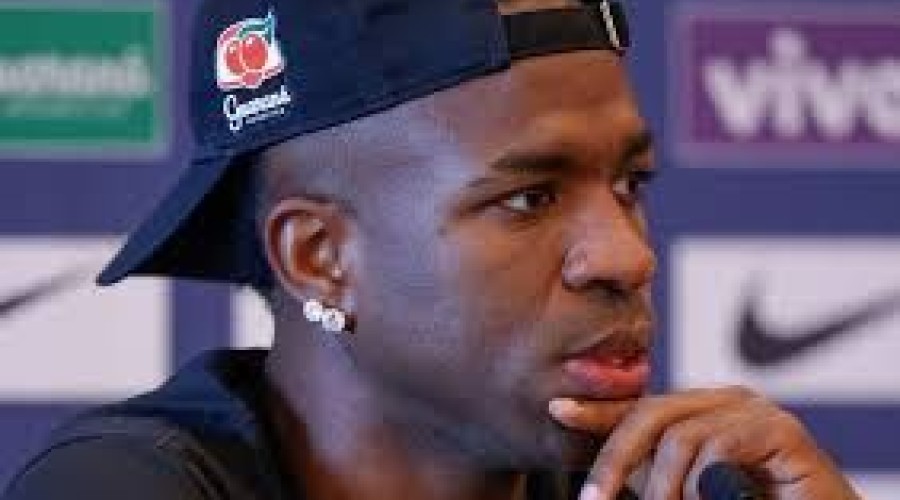 'Vini Jr. é horrível', diz ex-jogador do Real Madrid e seleção holandesa