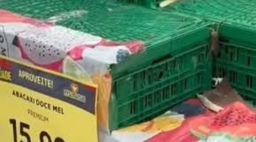 Vídeos: Rato é filmado passeando por produtos do Supermercado Mateus