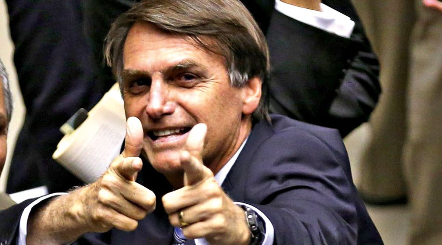 Bolsonaro quer criar ‘bancada da metralhadora’