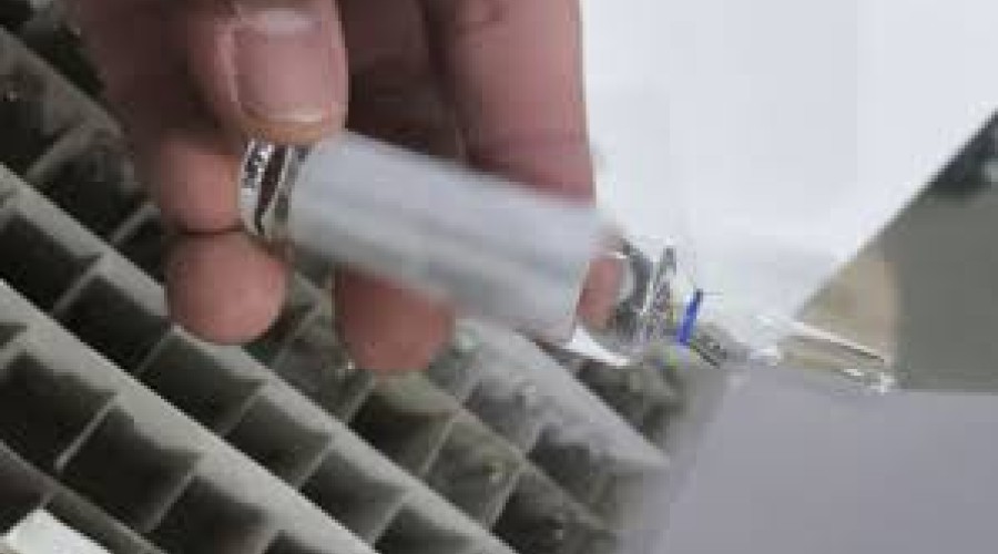 Ministério da Saúde inicia distribuição de antídoto contra intoxicação por metanol a cinco estados