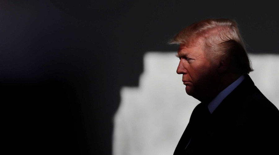 Defesa de Trump admite que pagou US$130 mil à atriz pornô
