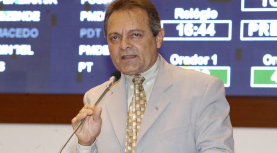 Urgente! Deputado Hélio Soares sofre infarto no interior durante evento político
