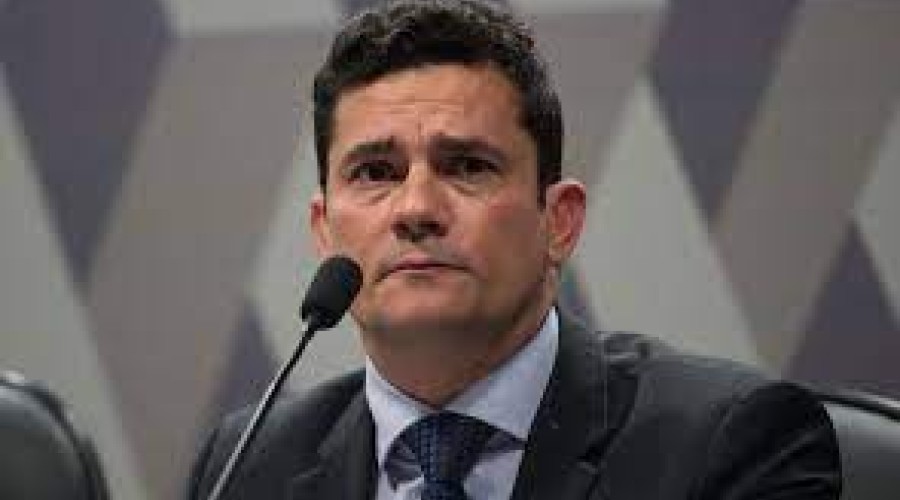 PGR pede prisão de Sergio Moro por insinuar comprar habeas corpus do ministro Gilmar Mendes