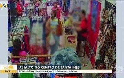 Câmeras registram assalto a loja de celulares no centro de Santa Inês