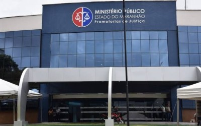 Homem é condenado a 18 anos por matar companheira na frente dos filhos em Arame